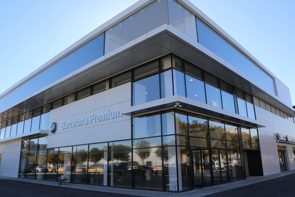 BMW Construcia exterior