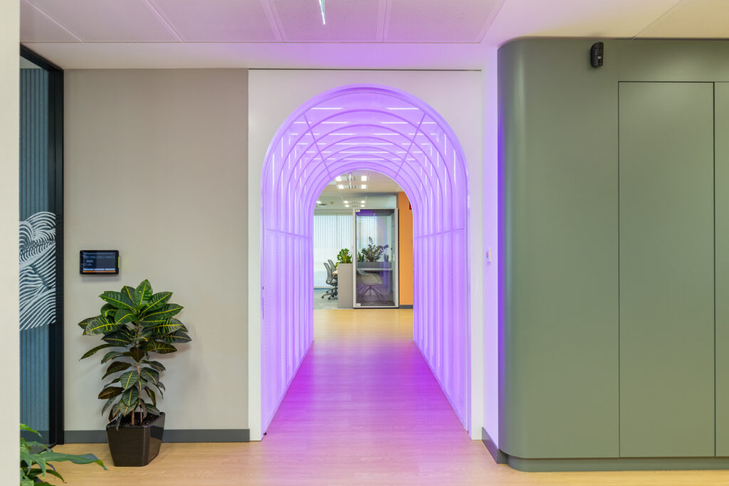 2453_Construcía TomTom 069